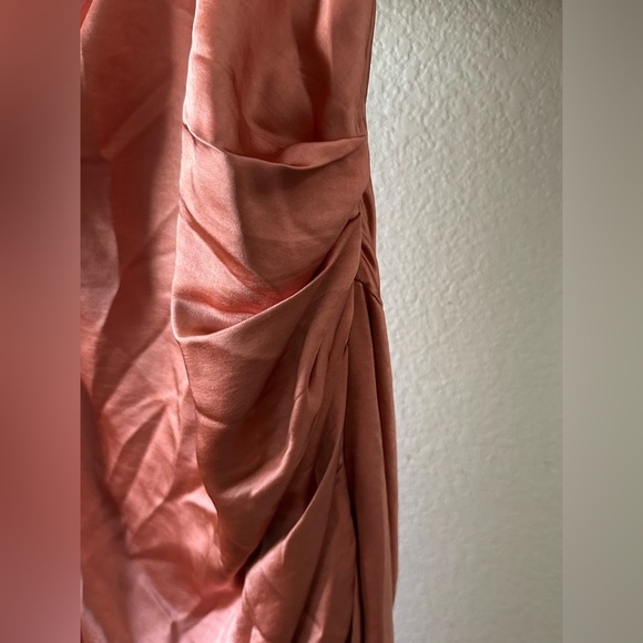 Elliatt Cassini Satin One-Shoulder Dress Large - Picture 6 of 10